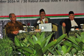 Tausiyah Pimpinan PMDG pada Silaturahim Abu Sittin di Semarang Tausiyah Pimpinan PMDG pada Silaturahim Abu Sittin di Semarang