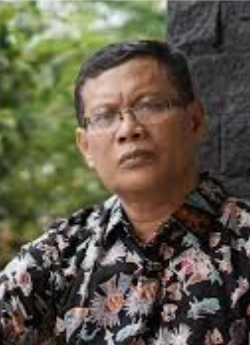 Amroeni Drajat Amroeni Drajat